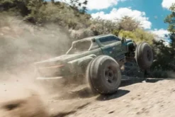 BIG ROCK 223S BLX 4X4 BRUSHLESS - RTR MONSTER TRUCK 1:10 - VERDE