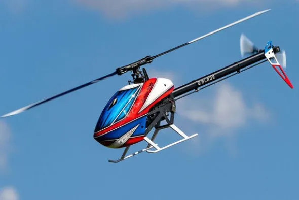 BLADE 700 KIT - CON MOTORE E PALE