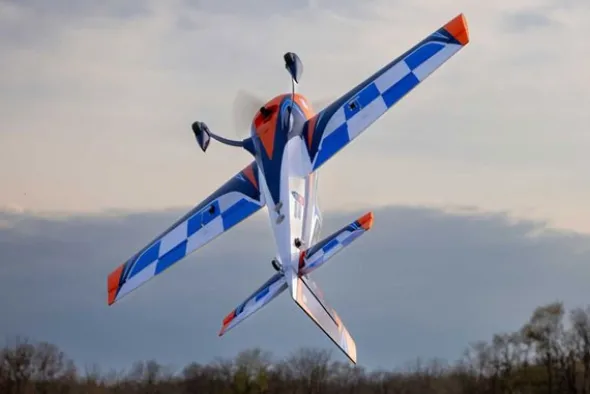 EXTRA 330 SC 3D - 1.3M PNP