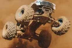 FREEDOM FLYER 223S 2WD BRUSHLESS - RTR MONSTER TRUCK 1:10 - BIANCO
