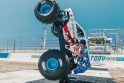 FREEDOM FLYER 223S 2WD BRUSHLESS - RTR MONSTER TRUCK 1:10 - BIANCO