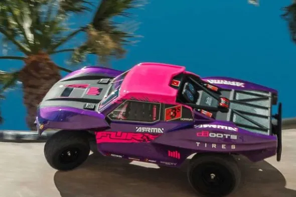 FURY 223 BLX BRUSHLESS 2WD - RTR SHORT COURSE 1:10 - VIOLA