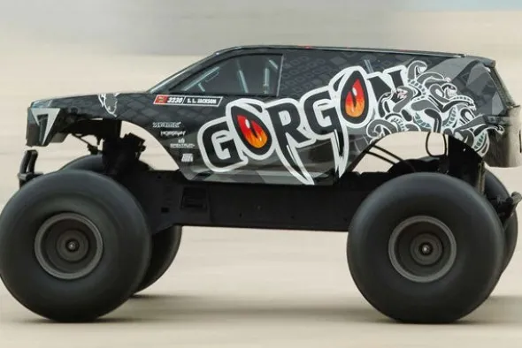 GORGON 4X2 MEGA 550 - RTR MONSTER TRUCK 1:10 - GUN METAL