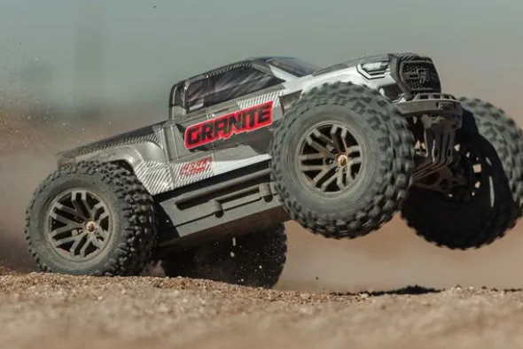 GRANITE 223S DSC 4X4 - RTR MONSTER TRUCK 1:10 - GUN METAL