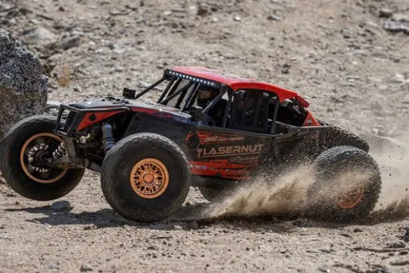 8IGHT SUPER LASERNUT 6S 4X4 BRUSHLESS - RTR DESERT BUGGY 1:6 - ROSSO