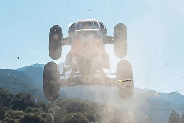 KRATON V6 BLX 4X4 BRUSHLESS 6S - RTR MONSTER TRUCK 1:8 - BLU