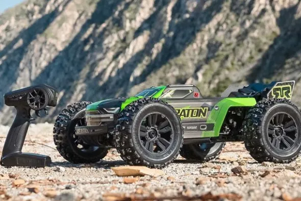 KRATON V6 BLX 4X4 BRUSHLESS 6S - RTR MONSTER TRUCK 1:8 - VERDE