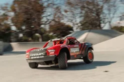 MOJAVE GROM MEGA 380 4X4 - RTR SHORT COURSE 1:16 - ROSSO/NERO