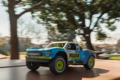 MOJAVE GROM MEGA 380 4X4 - RTR SHORT COURSE 1:16 - BLU/BIANCO