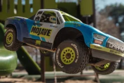 MOJAVE GROM MEGA 380 4X4 - RTR SHORT COURSE 1:16 - BLU/BIANCO