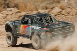 MOJAVE 6S 4X4 BRUSHLESS - RTR DESERT TRUCK 1:7 - BLU