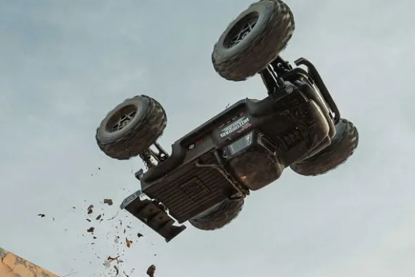 NOTORIOUS V6 4X4 BLX BRUSHLESS 6S - RTR MONSTER TRUCK 1:8 - NERO