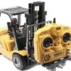 RC 1577 - CARRELLO ELEVATORE 1:10
