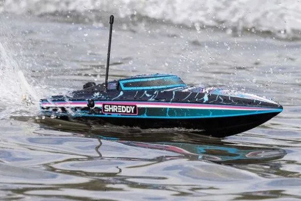 RECOIL 2 18" - RTR MOTOSCAFO - SHREDDY