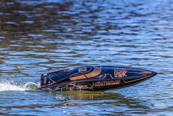 RECOIL 2 V2 26" AUTOADDRIZZANTE DEEP V - RTR MOTOSCAFO - HEAT WAVE VISUAL