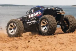 REVO 3.3 - 4WD NITRO - RTR MONSTER TRUCK 1:8 - BLU