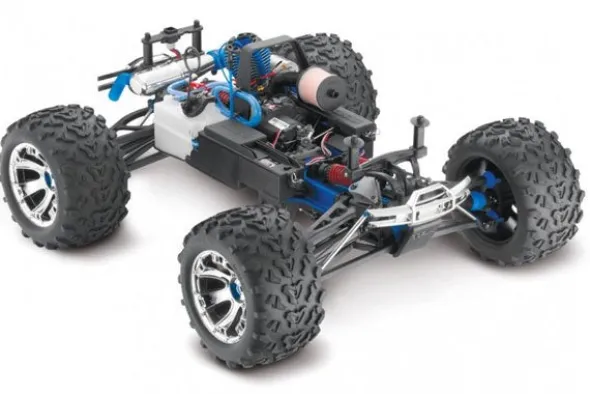 REVO 3.3 4WD NITRO - RTR MONSTER TRUCK 1:8 - VERDE