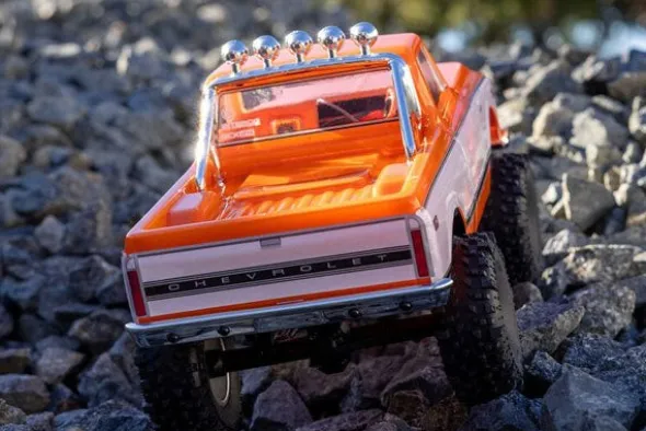 SCX24 CHEVROLET C10 4WD 1967-1972- RTR ROCK CRAWLER 1:24 - ORANGE