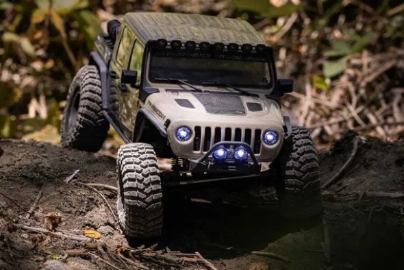 SCX10 III MOTOBILT WAYPOINT JEEP JT GLADIATOR 4X4 BRUSHED - RTR CRAWLER 1:10 - BROWN