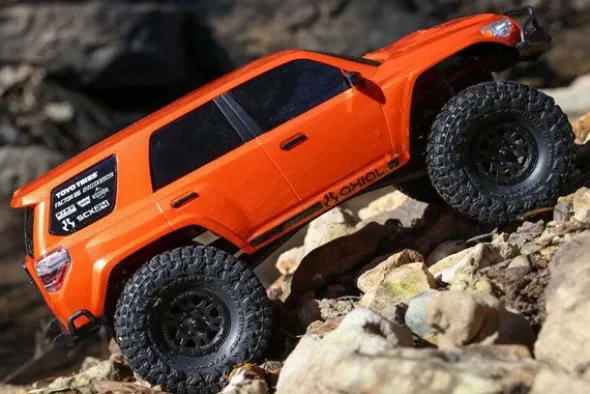 SCX24 TOYOTA 4RUNNER 4X4 - RTR CRAWLER 1:24 - ORANGE