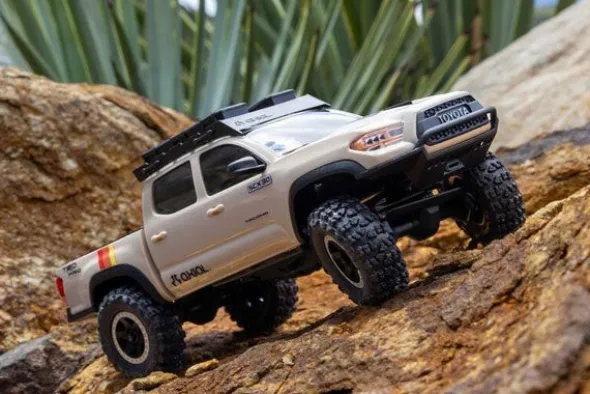 SCX30 TOYOTA TACOMA TRD PRO EXTREME4X4 - RTR CRAWLER 1:30 - SABBIA