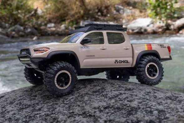 SCX30 TOYOTA TACOMA TRD PRO EXTREME4X4 - RTR CRAWLER 1:30 - SABBIA