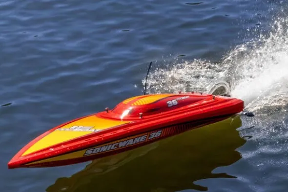 SONICWAKE V3 36" - RTR MOTOSCAFO - ROSSO