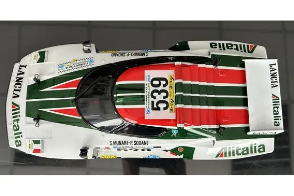 THE RALLY LEGENDS - LANCIA STRATOS TURBO ALITALIA 1977 - RTR RALLY 1:10