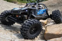 UTB18 CAPRA 4X4 BRUSHED - RTR CRAWLER 1:18 - BLU