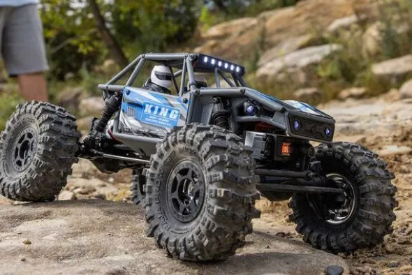 UTB18 CAPRA 4X4 BRUSHED - RTR CRAWLER 1:18 - BLU